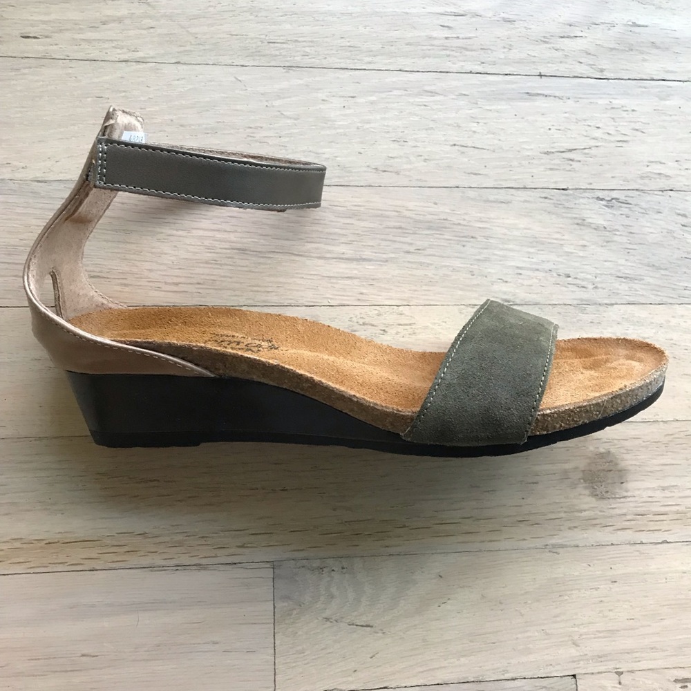 Naot Sandals size 8